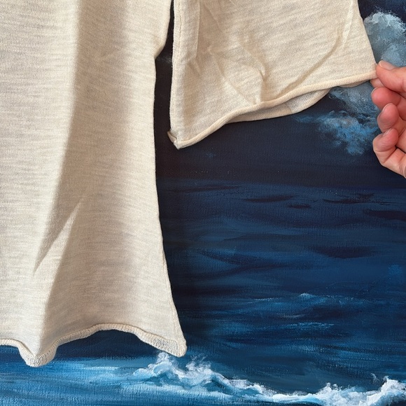 Moth Sweet Embroidered Boho Top - Picture 5 of 7